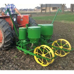 Bastante usado y nuevo Johnn Deeree 7000 maceta de maíz de conservación de 4 filas a la venta - Product Image 6