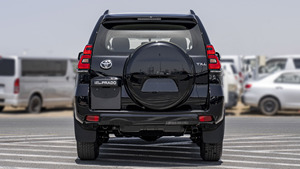 Limpio de segunda mano Toyo_ta Land Cru-iser PRADO TXL 2.8D 2023 NEGRO - Product Image 4