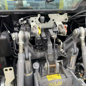 รถไถเดินตามแบบมีห้องโดยสาร รุ่น MF 4708M ขับเคลื่อน 4 ล้อ ใช้เครื่องยนต์ดีเซล 70 แรงม้า พร้อมบริการตรวจสอบสภาพรถด้วยรายงานและวิดีโอ  ชั่วโมงการทำงานต่ำ (0-2000) - Product Image 1