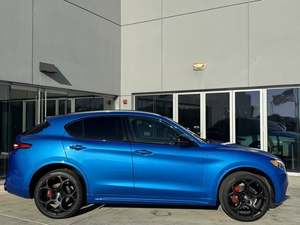 UTILISÉ LHD/RHD 2022 ALFA ROMEO STELVIO VELOCE AWD - Product Image 2