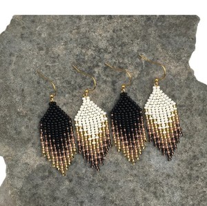 ต่างหูขอบลูกปัดสไตล์โบโฮพื้นเมืองต่างหูลูกปัดขนนกขนนก - Product Image 1