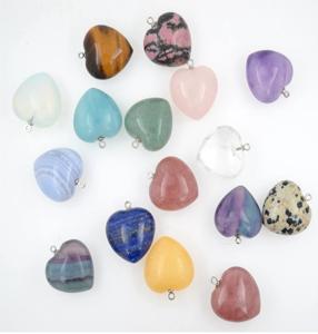 Pendentif en forme de coeur en cristal plaqué or multicolore de haute qualité pour les bijoux de fête chrétienne des enfants - Product Image 2