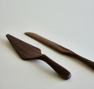 Serveur de gâteau en acier inoxydable non corrosif avec poignée élégante adaptée au service de gâteau élégant lors d'occasions spéciales - Product Image 2