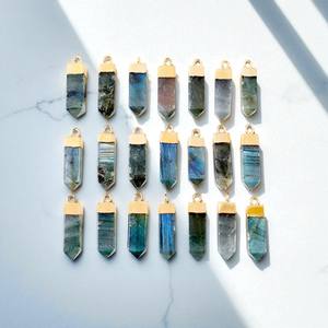 Colgante de lápiz de piedras preciosas de labradorita galvanizada de oro DIY para hacer joyas, pendientes y collares - Product Image 1