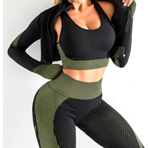 Survêtement de gymnastique personnalisable pour femmes, tissu à séchage rapide, coupe confortable, idéal pour le yoga, la salle de sport et le fitness, OEM/ODM disponible - Product Image 1