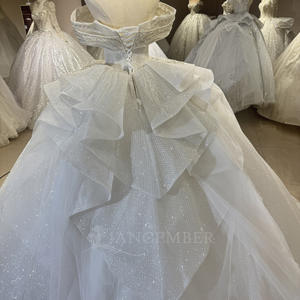 Vestido de Novia Moderno DW0188, Estilo Princesa, con Escote Corazón, Cristales, Encaje Floral y Cola de Capilla para Fiestas - Product Image 5