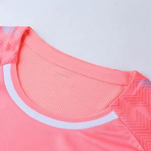 Maillot de football personnalisé de qualité supérieure, 100 % polyester, respirant, séchage rapide, léger, unisexe, pour enfants, avec noms d'équipe personnalisés - Product Image 3