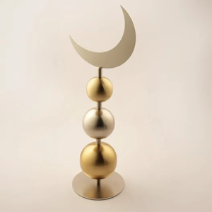 La décoration du Ramadan symbolise la résilience, la foi et la tradition intemporelle. Un décor élégant crée une atmosphère spirituellement invitante. - Product Image 1
