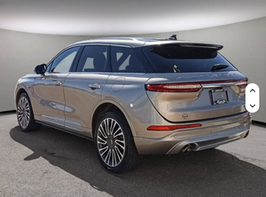 Lincoln Corsair Reserve AWD 2021 d'occasion en excellent état, conduite à gauche, 1-25000 milles, 250-300 ch - Product Image 4