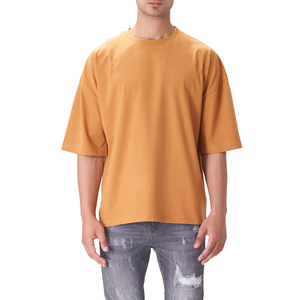 เสื้อยืดคอตตอน 100% สำหรับผู้ชาย ทรงหลวม พิมพ์ลาย เสื้อยืดคอตตอนเนื้อหนา สตรีทแวร์แบบสั่งทำ เสื้อยืดโอเวอร์ไซส์สำหรับผู้ชาย ขายส่งปี 2026 - Product Image 1