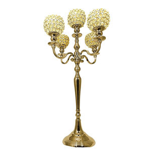 Candelabro de Aluminio Metálico de 5 Brazos con Acabado Dorado en Oferta, para Decoración de Mesa de Boda y Hogar a un Precio Accesible - Product Image 2