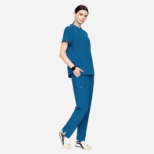 Top con cuello en V para mujer, uniforme para correr, conjuntos de uniformes médicos antiarrugas en talla grande, entrega rápida, transpirable para la temporada de otoño - Product Image 1