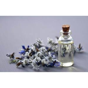 Hydrolat de lavande liquide, produit fabriqué à partir de fleurs et de feuilles naturelles et pures, hydrolat de rose - Product Image 2