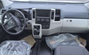 MEILLEURE VOITURE D'OCCASION Toyota Hiace Toit Haut 2.8L Diesel - Product Image 6
