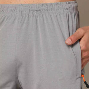 Chándal duradero y ligero para hombres Estilo de vida activo Chándal esencial para hombres con ajuste fácil para uso durante todo el día - Product Image 5