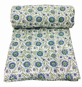 Edredón de calidad suave de invierno tamaño King perfecto para dormitorio indio hecho a mano Sanganeri bloque de mano estampado cálido edredón Manta - Product Image 2