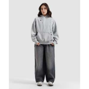 Sweat à capuche essentiel 100 % coton, effet vieilli, en molleton bouclette, avec broderie 3D et motif sérigraphié, motif uni, fermeture éclair - Product Image 3