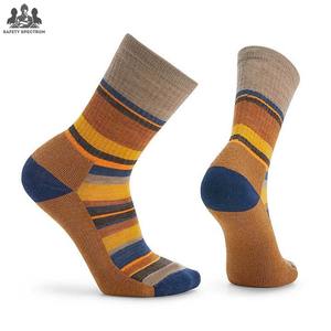 2025 Men's Crew Sports <b>Socks</b> with Custom Logo Knitted Eco-Friendly Quick Dry <b>Breathable</b> Spandex/Cotton Wholesale at Low Price - Product Image 1