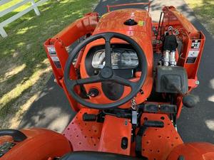 Utilisé pour le tracteur à roues Kubota L3901 40HP 4WD Crawler avec pompe moteur 70HP et boîte de vitesses disponibles en Autriche - Product Image 2