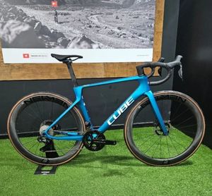 NUEVA Bicicleta de Carretera AGREE C62 SLT 2025 de Alto Rendimiento, Lista para Envío Mundial, Características Avanzadas - Product Image 2