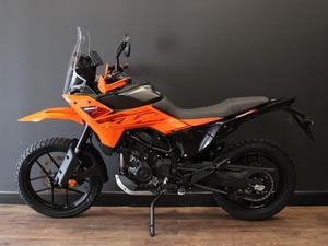 HOT 390 Adventure 399cc (Motocicleta) - Product Image 3