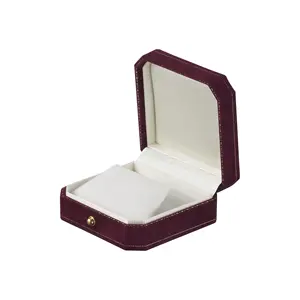 Caja de joyería de almacenamiento de collar y pendientes verdes y rojos Color elegante que complementa cualquier tocador - Product Image 4