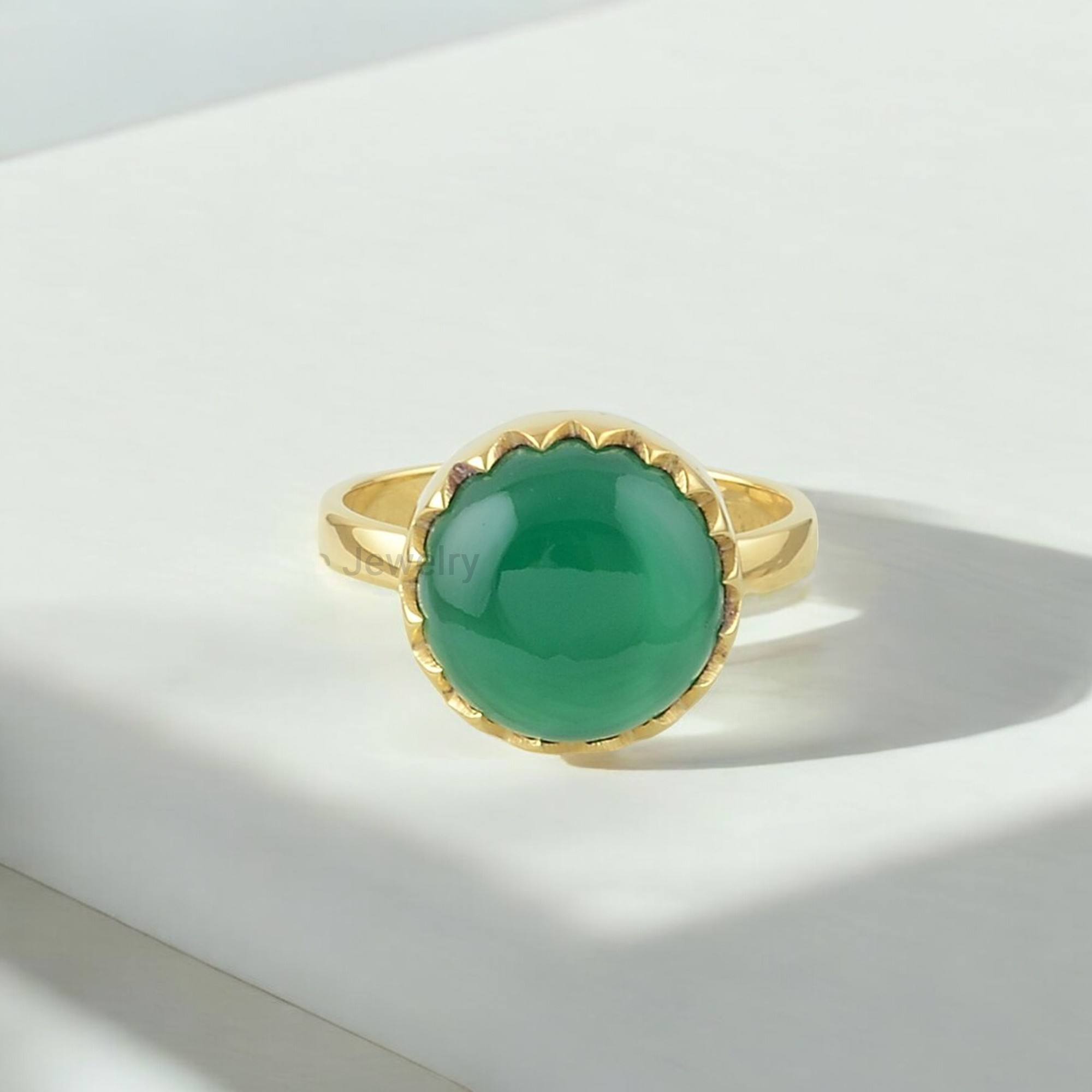 สีเขียว