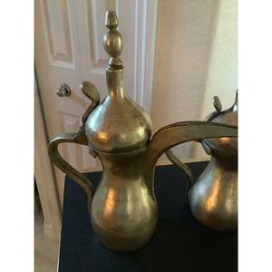 Teteras/Cafeteras Dallah Vintage de Latón Macizo Ecológicas con Asa y Tapa, Calidad Increíble a un Precio Razonable - Product Image 1