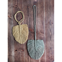 Rideau de conception de feuille de macramé fait à la main pour le salon matériel de corde de coton de macramé pour la décoration de maison de ferme