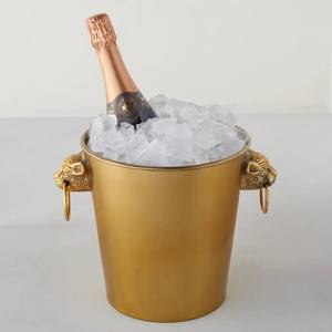 Cubitera de Latón de Lujo con Asa Doble de León, Diseño Impresionante, Acabado Duradero para Fiestas en Casa, Bares, Hoteles y Regalos - Product Image 2