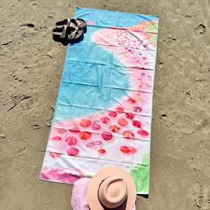 Serviette de plage de voyage de luxe personnalisée avec impression artistique, séchage rapide, motif tropical estival original et sac de piscine de luxe - Product Image 3