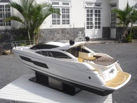 Gia Nhien Fabricant Approuvé Conception Personnalisée Basse quantité minimale de commande SUNSEEKER PREDATOR 80-BLANC PEINT PERLE-BATEAU DE VITESSE EN BOIS