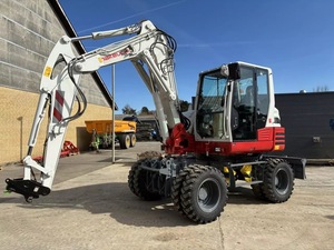 Excavadora de cadenas Takeuchi TB295W 2022 confiable con motor, caja de cambios y bomba Koop para proyectos de carreteras y movimiento de tierras - Product Image 4