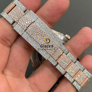 Reloj de pulsera automático de acero inoxidable Hip Hop unisex con ventana de esfera de cristal analógico de diamantes de moissanita de corte brillante - Product Image 4