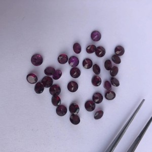 Grenat Rhodolite violet naturel de 8mm à facettes coupe ronde en cristal calibré pierres en vrac pierres semi-précieuses pour la fabrication de bijoux - Product Image 2