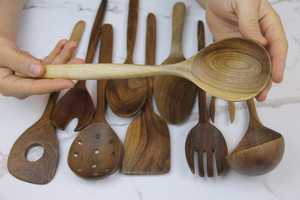 ช้อนไม้ทำด้วยมือคุณภาพสูงสำหรับทำอาหารและเสิร์ฟไม้ธรรมชาติที่มีด้ามยาวทนทานสำหรับเชฟใช้ในบ้าน - Product Image 2