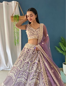 Ấn Độ Cửa Hàng Tuyệt Đẹp Thêu Làm Việc Lehenga Choli Xu Hướng <span class=keywords><strong>Setter</strong></span> Hương Vị Hoàng Gia Lehenga Dân Tộc Mặc Đảng Mặc Cô Dâu Mặc - Product Image 2