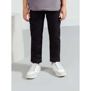 Jeans AYUKA de Cintura Media y Corte Ajustado, Transpirables, con Diseño de Logotipo Personalizado para Primavera, Elemento de Moda Sencillo - Product Image 1