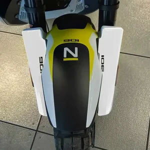 Adesivi Protettivi 3D per Parafango Compatibili con Moto Husqvarna Norden 901 - Product Image 1