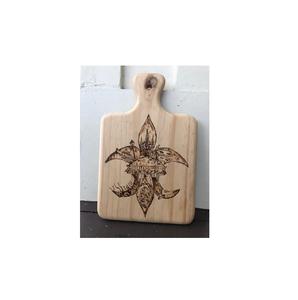 Planche à découper en bois de forme ronde fabriquée à la main, ustensiles de cuisine pour la maison, planche à découper et à servir en bois, prix de gros - Product Image 3