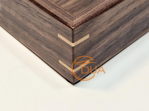 Plateau de service rectangulaire en bois fait main avec poignées pour servir des boissons ou des aliments - Product Image 2