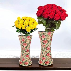 Ensemble de 2 vases à fleurs classiques en métal avec motifs floraux rouges et jaunes Pots de fleurs décoratifs de deux tailles pour la décoration intérieure - Product Image 1