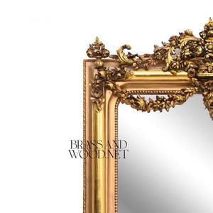 Espejo de Pared Clásico con Marco Rectangular Dorado de Lujo - Product Image 5