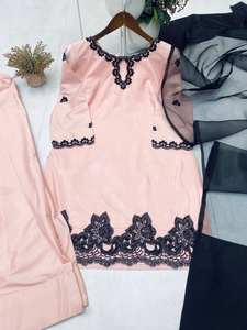 Moderno Salwar Kameez de Diseño Farsi, el Más Moderno de Tres Piezas con Cuentas, Bordado de Lentejuelas, Crepé Francés de Secado Rápido para Fiestas - Product Image 6