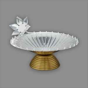 Petit plateau linéaire plaqué argent avec support pour la maison et les restaurants Plateau de service alimentaire Plateau en laiton de forme ronde couleur argent - Product Image 6