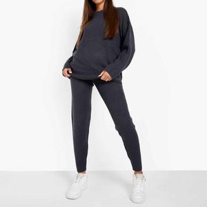 เสื้อสเวตเตอร์แบบสวมหัวคอกลมสีพื้นผ้าขนแกะขนาดใหญ่สวมใส่สบายสำหรับผู้หญิงสวมใส่ทุกวัน - Product Image 4