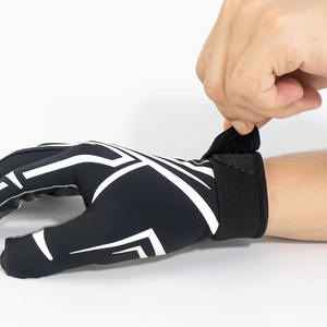 Guantes de receptor de fútbol americano transpirables y duraderos de alta calidad, fabricación profesional, guantes de fútbol con estampado personalizado - Product Image 3