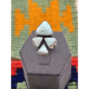 Bague ajustable en argent sterling et turquoise, inspirée du sud-ouest, avec sertissage clos artisanal, idéale pour un cadeau - Product Image 1