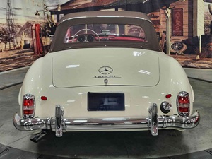 Mercedes-Benz 190 SL d'occasion de luxe, modèle classique de 1960 - Product Image 3