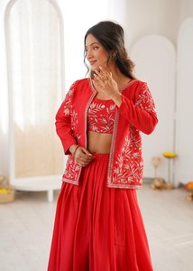 Lehenga Choli en soie jacquard lourde avec broderies fantaisie, tenue formelle et de soirée, design indien traditionnel, taille personnalisée - Product Image 2